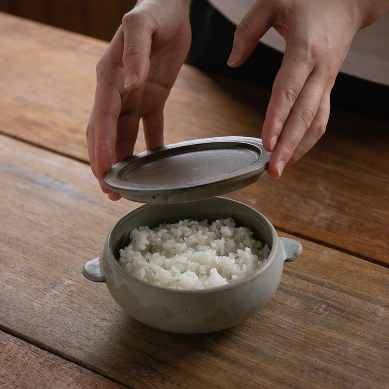 日本 伸光窯 Coron 附蓋雙耳耐熱陶碗 / 焗烤碗